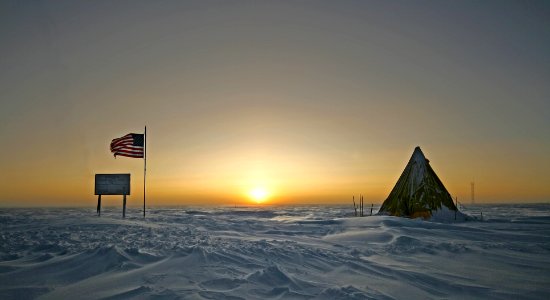 Released to Public South Pole Sunrise By Calee Allen (NASA NSF) (2906446244)