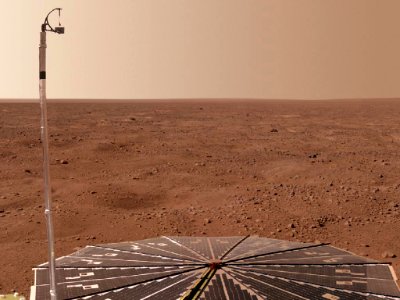 Released to Public Phoenix Provides a Panorama of Mars (NASA) (2867098094)
