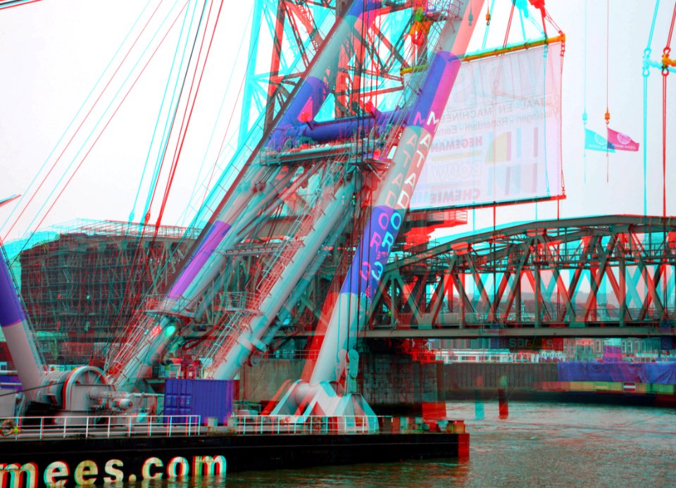 Replacing lift-section Hefbrug Rotterdam 3D (32766422005)