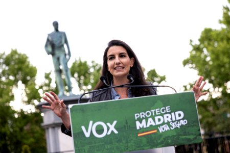 Rocío Monasterio en Valdemoro - Protege Madrid (51144045380)