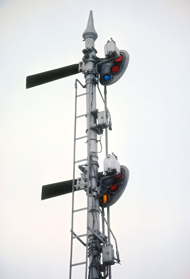 Roger Puta spent part of of a day at Mendota, IL in January 1979 -- 7 Photographs (34364945232)