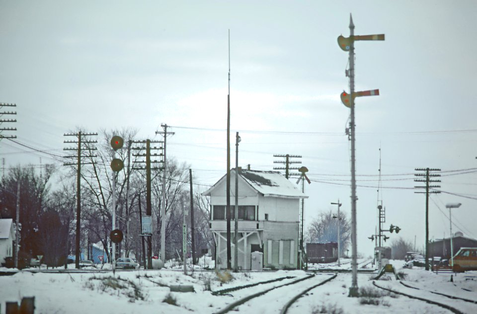 Roger Puta spent part of of a day at Mendota, IL in January 1979 -- 7 Photographs (33682949794)