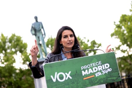 Rocío Monasterio en Valdemoro - Protege Madrid (51143716749)