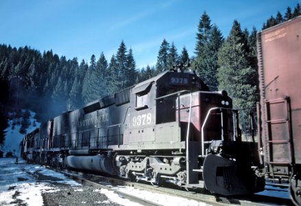 Roger's Six-photo Sequence at Siskiyou Summit Tunnel (33053611281)
