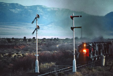 Roger Puta shot an SP eastbound at intermediate semaphores at MP 1452 between the sidings of Robsart and Ancho, about 12 miles north of Carrizozo, NM in April 1983 -- 10 Photos (33059554205)
