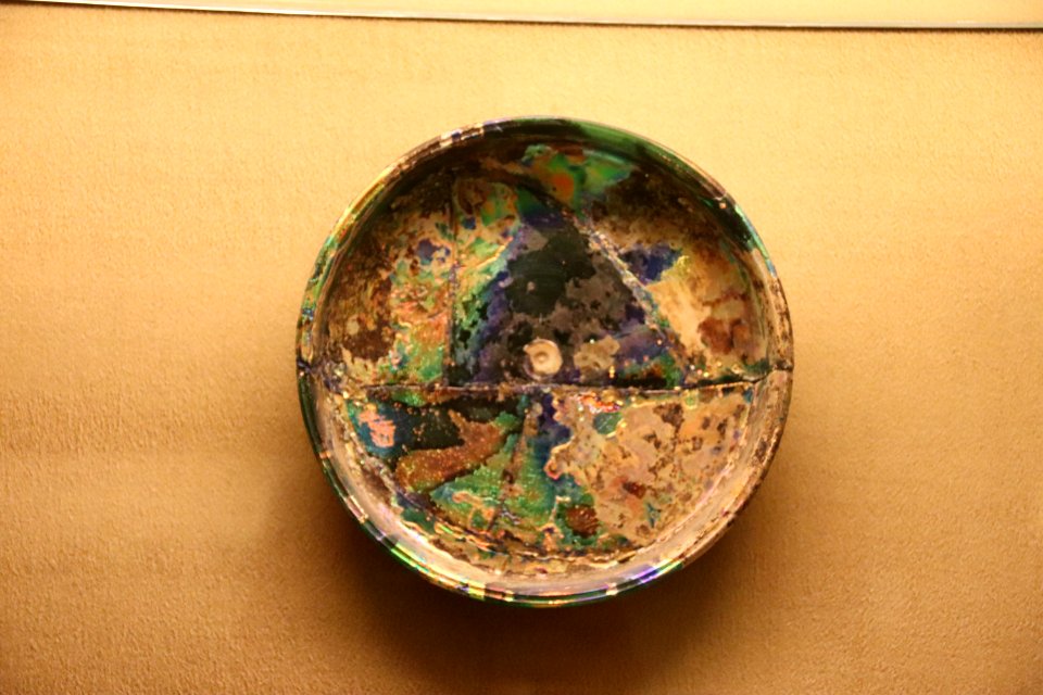 Roman Glass from Pompeii (48451632407)