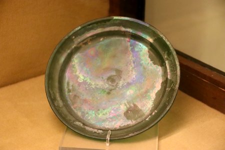 Roman Glass from Pompeii (48451628257)