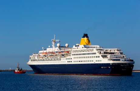 Saga Sapphire (44086518501)