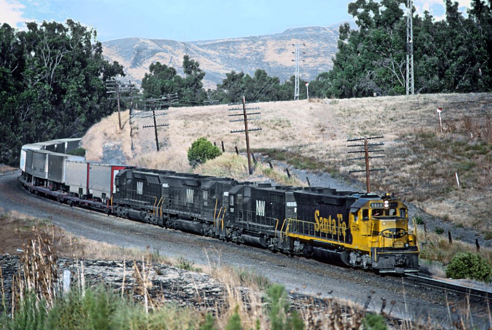 Santa Fe Leasing Norfolk Western Power -- 3 Photos (31566353772)