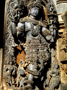 Sculpture at Hoysaleswara Temple (51057098366)