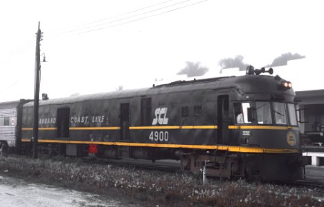 SCL Motor Car 4900, Train 98, The Champion, at Naples, FL on March 14, 1971 (25246887940)