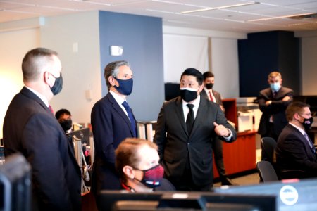 Secretary of State Antony Blinken visits the DSS Command Center (50996862288)