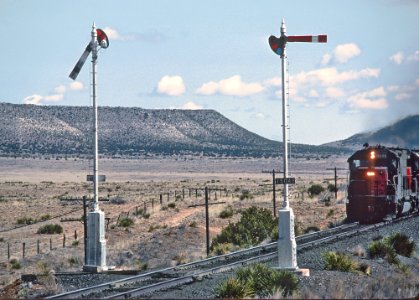 Semaphore 15048 and another between Torrance and Corona, NM on the Southern Pacific Carrizozo Subdivision (a.k.a. the Golden State Route) in April 1983 -- 6 Photos (32212888193)