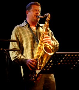 Side A, CO Sint-Andries, Antwerpen 15 oktober 2011 - Ken Vandermark (50858104813)
