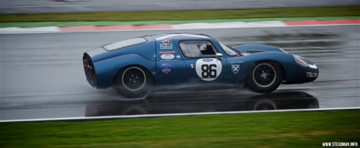 Silverstone Classic (19845985609)