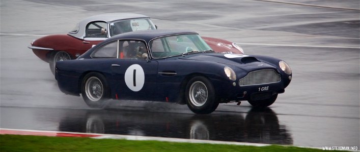 Silverstone Classic - Aston Martin DB5 (19845994739)