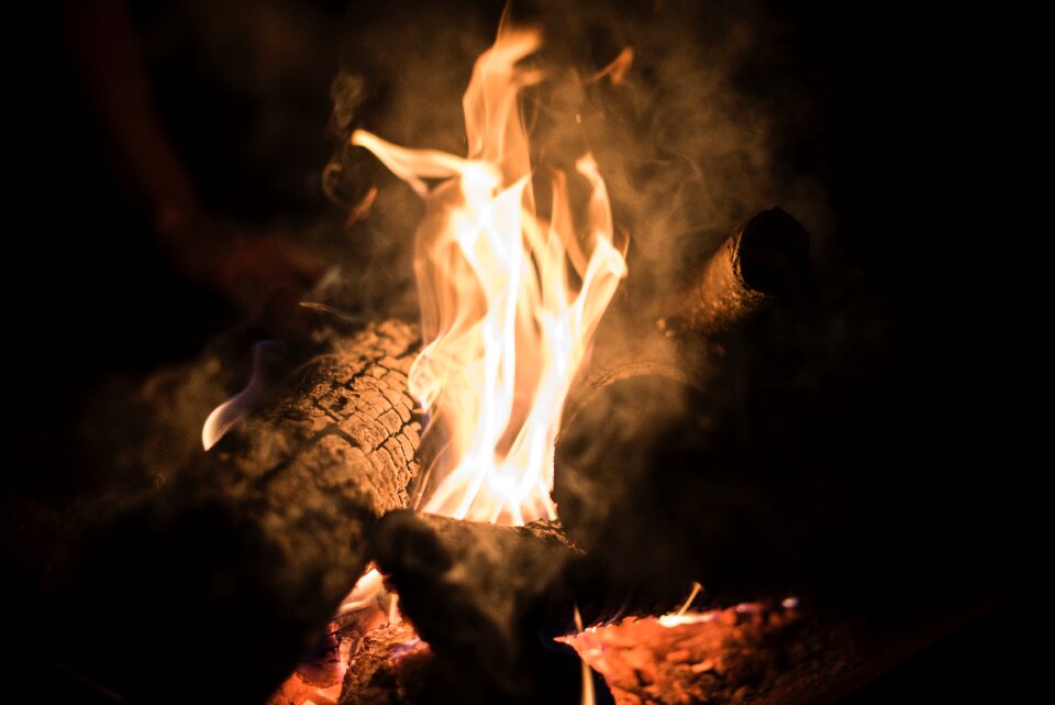 Campfire firewood burn