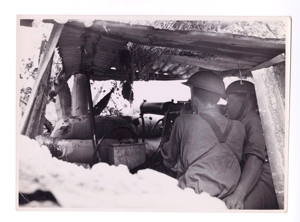 Soldiers training with a machine gun, ca1940 (28394765096)