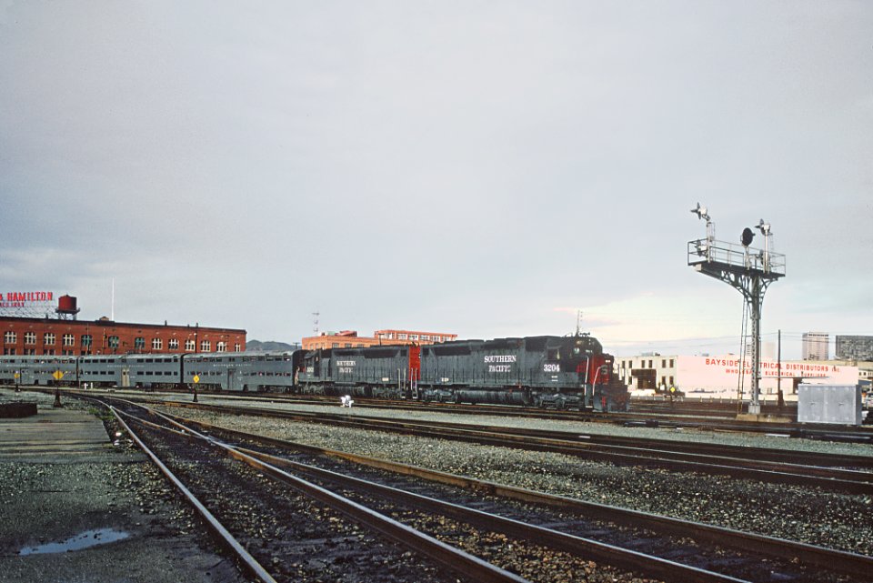 Some More Of Roger Puta's on the 4th & Townsend (Downtown San Francisco Southern Pacific Station) Leads -- 6 Photos (31012598985)