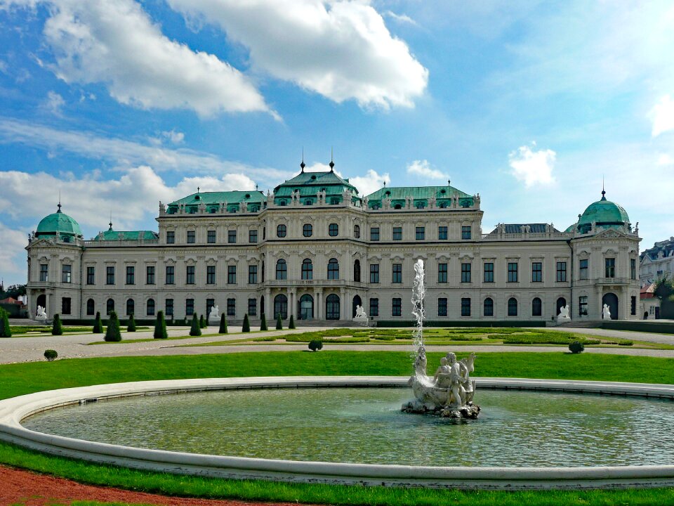 Palace places of interest building