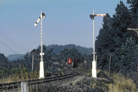 SP 4415 eastbound into Glndale, OR on July 30, 1982 B07 (33161106065) photo