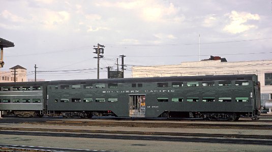 SP 3702 bilevel suburban coach in new paint scheme at SP depot, San Francisco, CA on August 25, 1967 (30419210103) photo