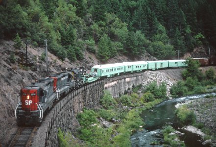 SP 4336 with a eastbound Work Train at Cow Creek Canyon, OR on July 30, 1982 (32778278670) photo