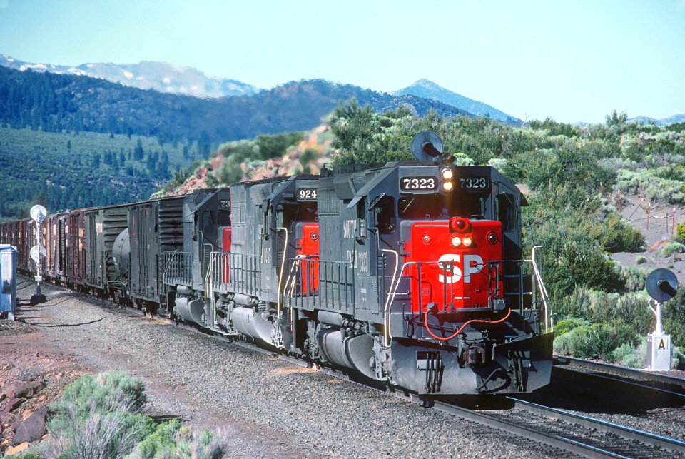 SP 7323 at Andesite, CA in August 1982 -- 2 Photos (32953515350)