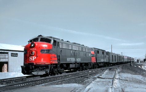 SP 6053 E9A with Train 1, the Sunset, El Paso, TX on March 21, 1967 (32168106063)