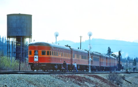 SP 4449 with the Disney Daylight at Black Butte, CA in March 1986 (32508305014)