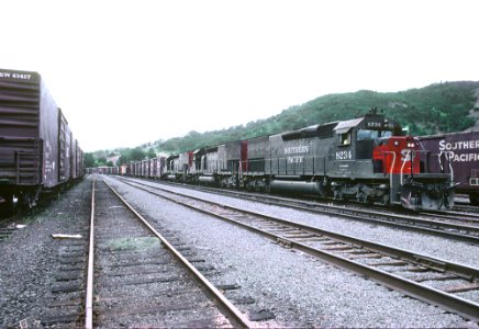 SP 8234 in Roseburg, OR on July 30, 1982 (32778269480) photo