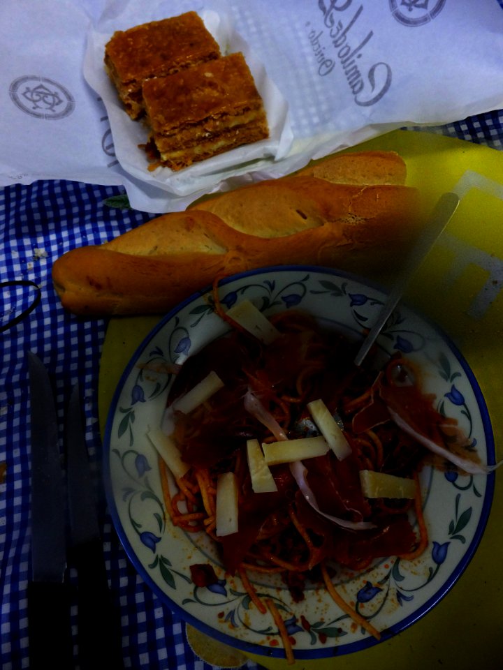 Spaguettis con queso y jamón (11406108603)
