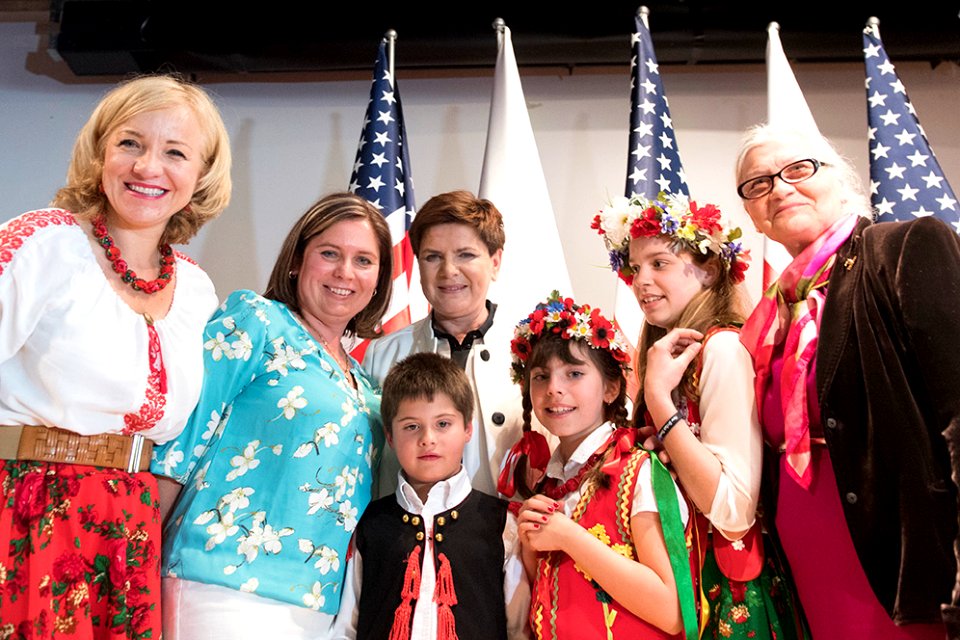 Spotkanie premier Szydło z Polakami mieszkającymi w USA (26600110795)