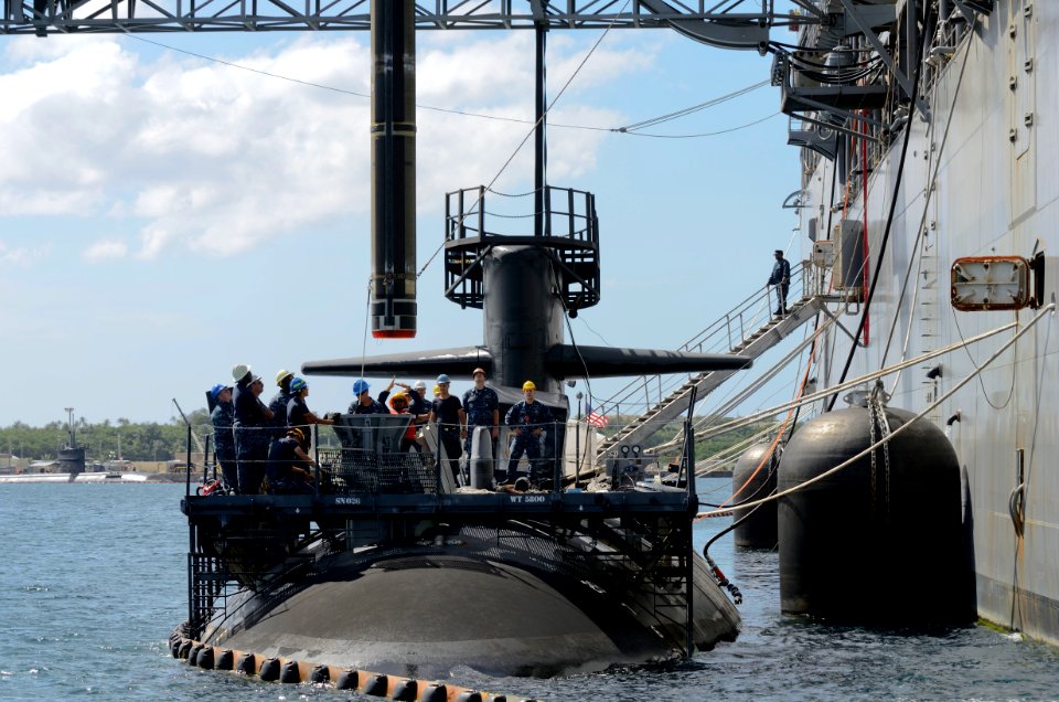 A Tomahawk missile is loaded aboard USS Oklahoma City. (8203274424)