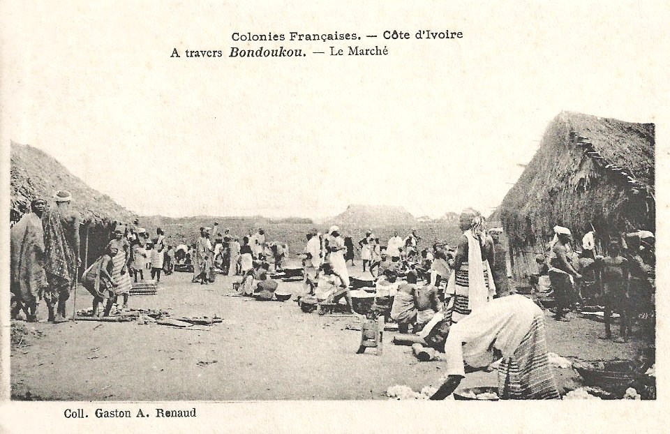 A travers Bondoukou-Le marché (Côte d'Ivoire)