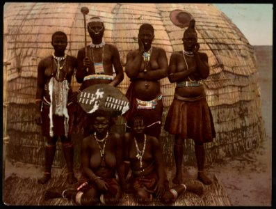 A Zulu and his wives, South Africa LCCN2017657661