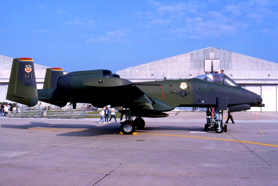 A-10A 79-102 CN 366 354 TFW CC plane xfr to AMARC 27 Aug 1992