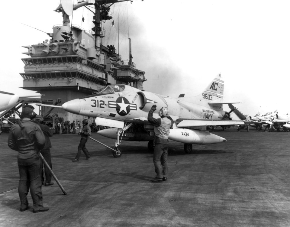 A-4 VA-34 USS Saratoga