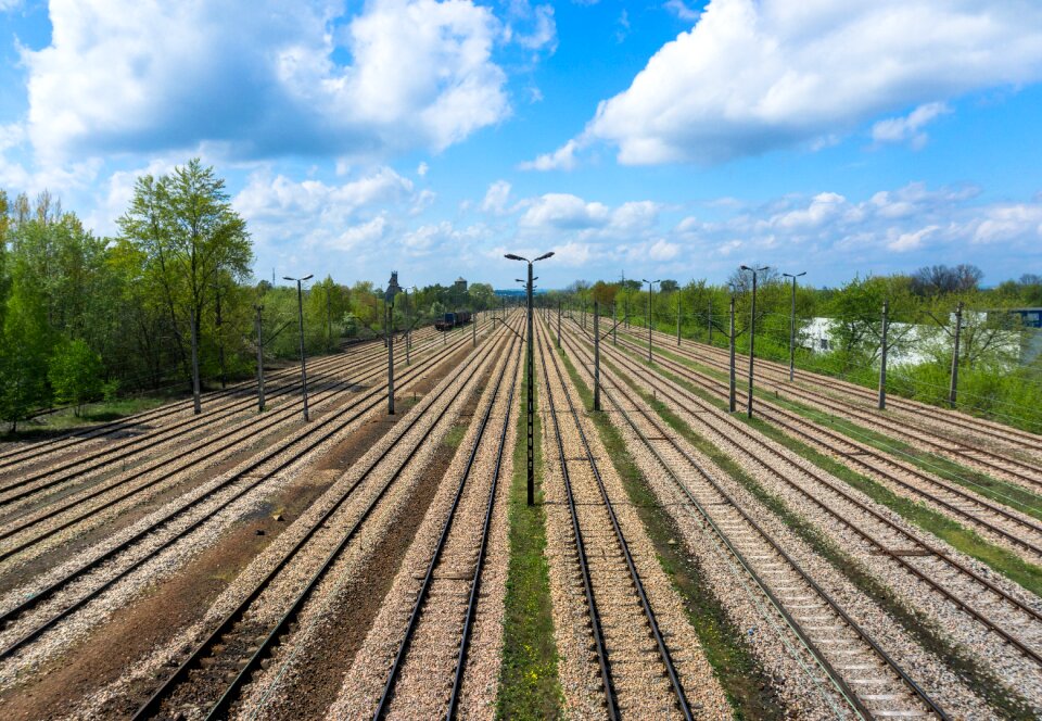 Panorama emptiness tracks