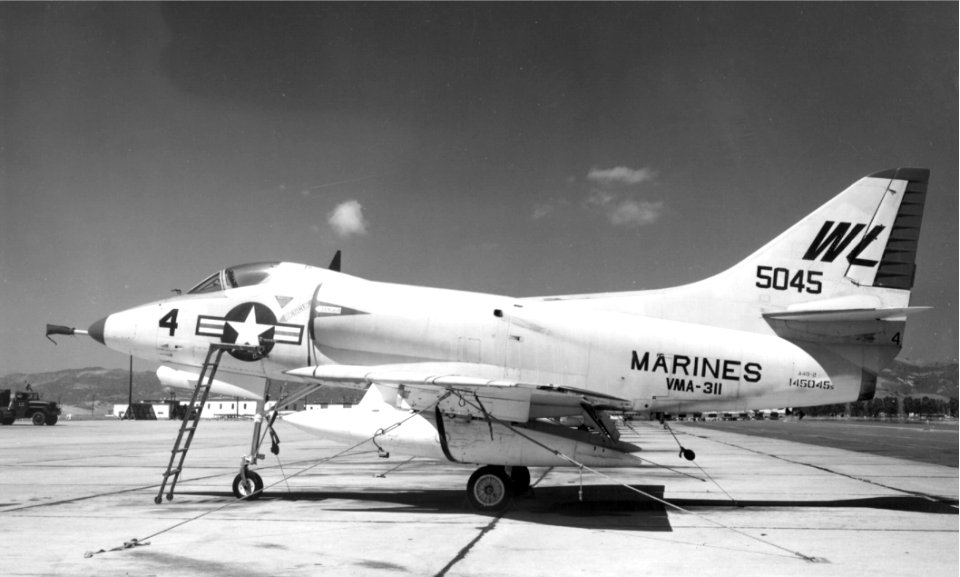 A-4B Skyhawk VMA-311 at MCAS El Toro c1958