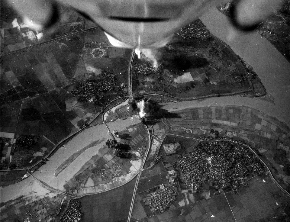 A-4E Skyhawks attacking Phuong Dinh bridge Vietnam 1967