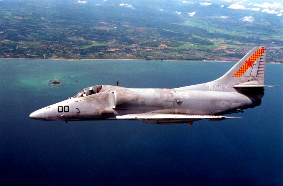 A-4E VC-5 in flight 1989