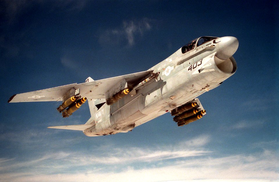 A-7E Corsair II of VA-72 heads for a target in Iraq on 26 February 1991 (6464630)