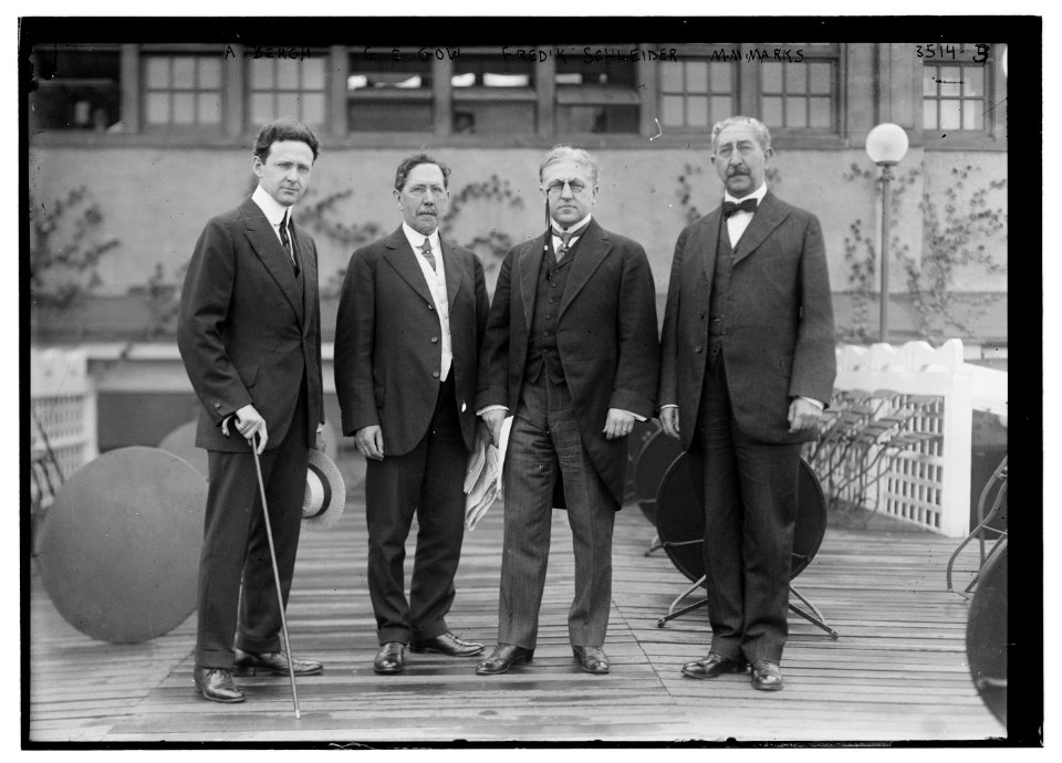 A. Bergh -- G.C. Gow -- Frederick Schleider -- Marcus M. Marks 1915
