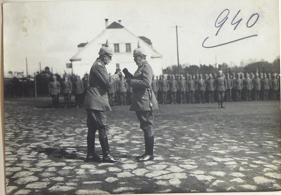 A. Gstbs.Chef Obstlt.R.v.Hemmer, Kmdeur d.B.Mil.Max Jos. Ordens, Feier 29.3.17. (BildID 15727516)