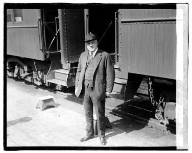 A. Mitchell Palmer LCCN2016827778