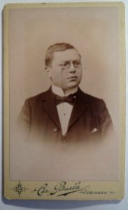 A. Reich (KStV Alamannia) auf einem Foto von Chr. Barth, Tübingen, 1900