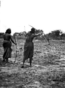 A.bågskytte. Foto, Erland Nordenskiöld 1908. Erhållen från Erland Nordenskiöld, årtal okänt - SMVK - 004635