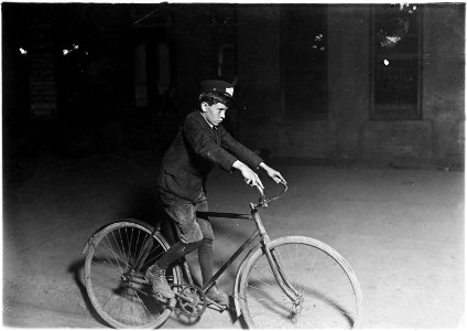 A.D.T. Messenger Boy. 10 P.M. Indianapolis, Ind. - NARA - 523085