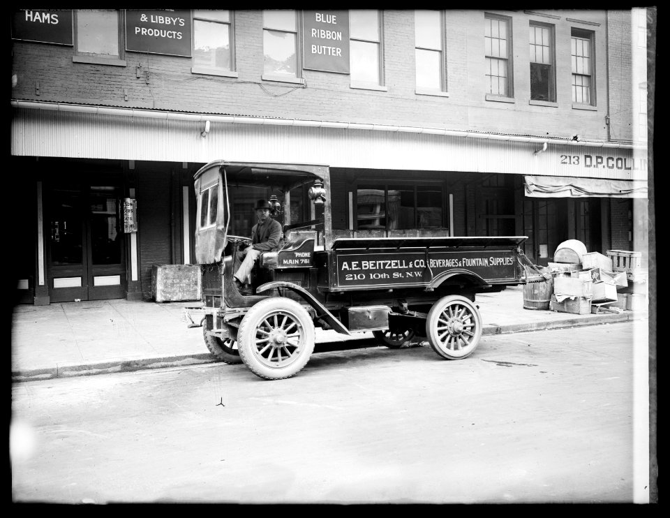 A.E. Beitzell & Co. autocar truck LCCN2016851724